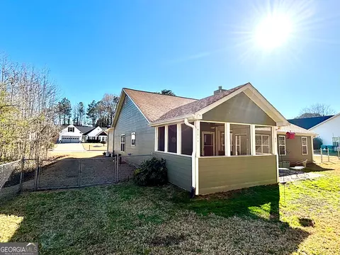 Exterior - 222 Sandstone Dr, Hampton, GA 30228 photo 11 of 18