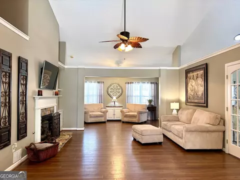 Living - 222 Sandstone Dr, Hampton, GA 30228 photo 4 of 5