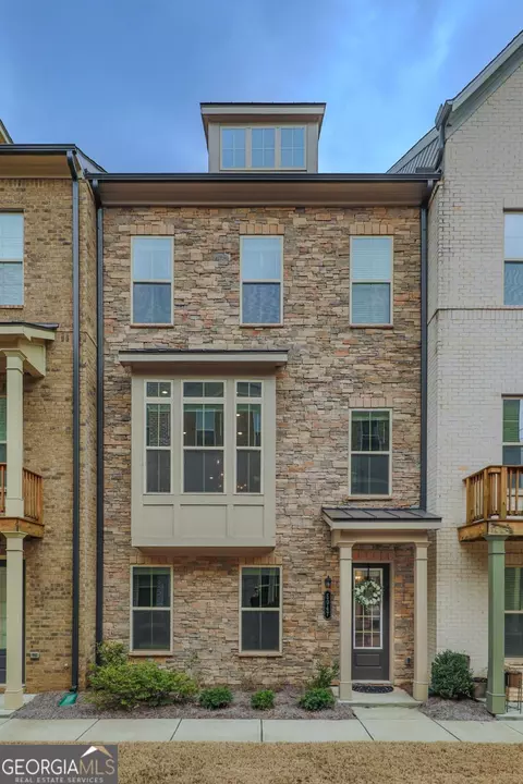 5047 Winters Town Ln, Peachtree Corners, GA 30092