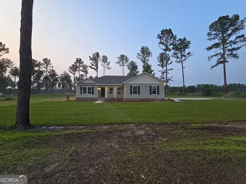 24283 St Matthews Church Rd, Metter, GA 30439
