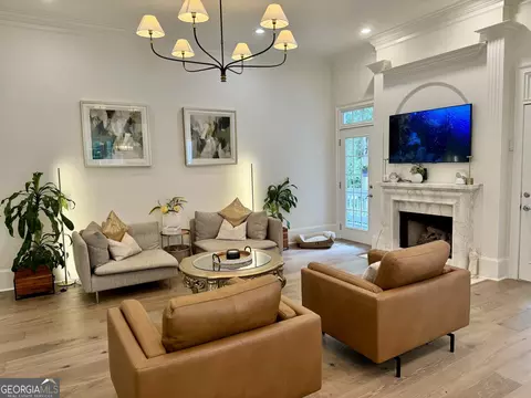 Living - 3987 St Georges Ct, Duluth, GA 30096 photo 2 of 4