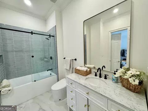 Bath - 3987 St Georges Ct, Duluth, GA 30096 photo 4 of 4