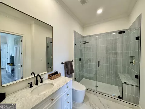 Bath - 3987 St Georges Ct, Duluth, GA 30096 photo 3 of 4