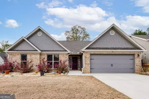 97 Dockside Dr, Statham, GA 30666