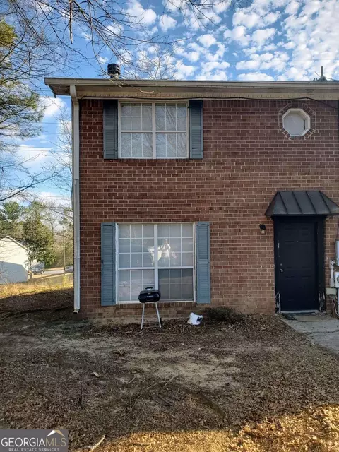 1339 Lakeview Dr NW, Conyers, GA 30012