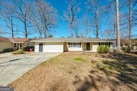 839 N Confederate Dr, Macon, GA 31220