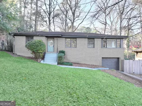 2107 Seavey Dr, Decatur, GA 30032