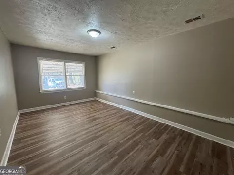 Living - 5872 Fox Run, Rex, GA 30273 photo 5 of 5