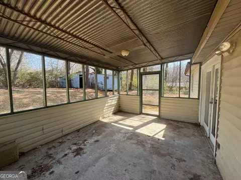 Exterior - 5872 Fox Run, Rex, GA 30273 photo 2 of 4