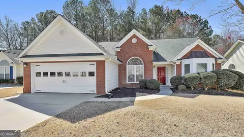 208 Lake Cove Approach, Newnan, GA 30265