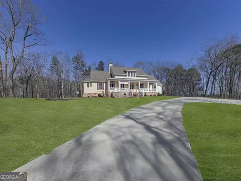 11 Mountain Creek Trl NE, Fairmount, GA 30139