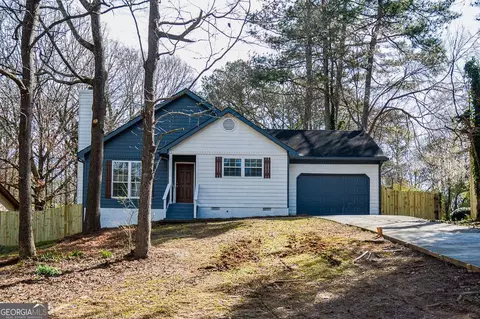 40 Cumberland Dr, Rex, GA 30273
