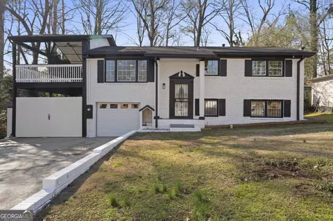 441 Windsor Dr, Forest Park, GA 30297