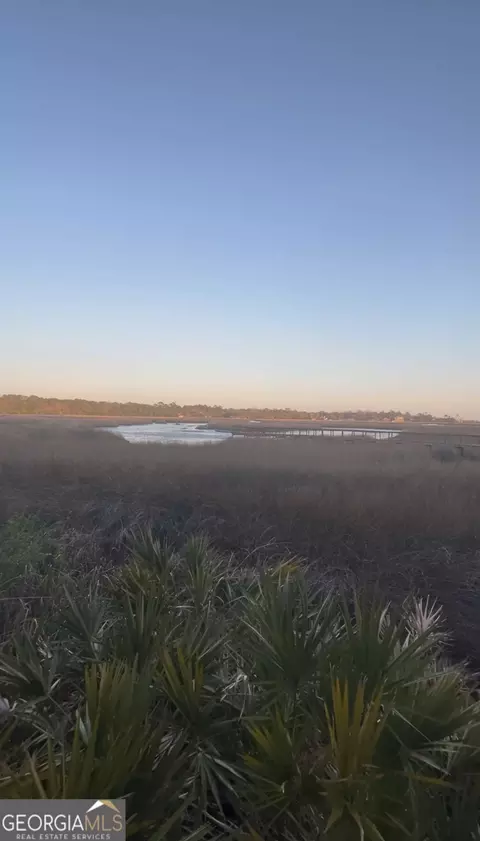 112 Crane Island Cir, Saint Marys, GA 31558