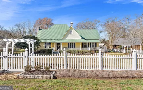 115 W Railroad St, Bowman, GA 30624