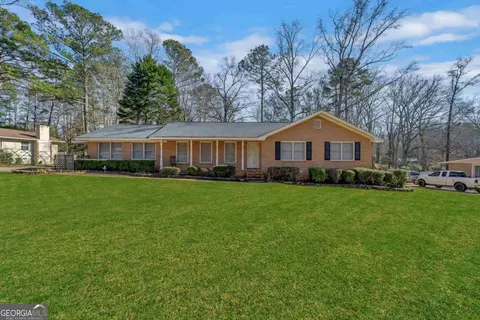 110 Westminster Dr, Eatonton, GA 31024