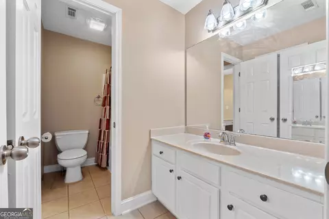 Bath - 190 Bridgemill Dr, Hampton, GA 30228 photo 5 of 6