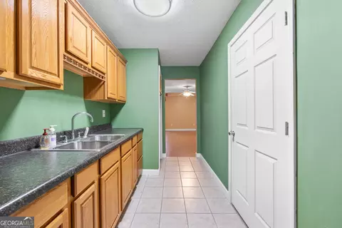 Entry Way - 190 Bridgemill Dr, Hampton, GA 30228 photo 2 of 2
