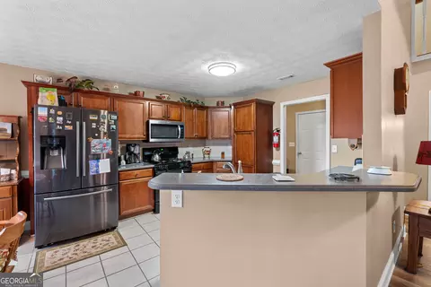 Kitchen - 190 Bridgemill Dr, Hampton, GA 30228 photo 1 of 3