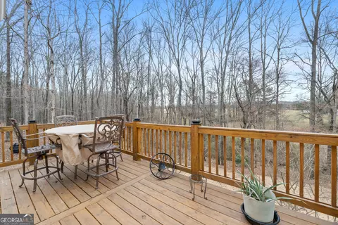 Exterior - 190 Bridgemill Dr, Hampton, GA 30228 photo 5 of 11