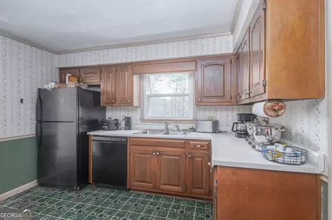 Kitchen - 106 Brittney Ln, Lagrange, GA 30240 photo 1 of 2
