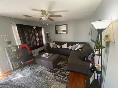 2 Booker St, Warner Robins, GA 31093 photo 4