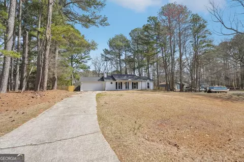 489 Natasha Dr, Auburn, GA 30011
