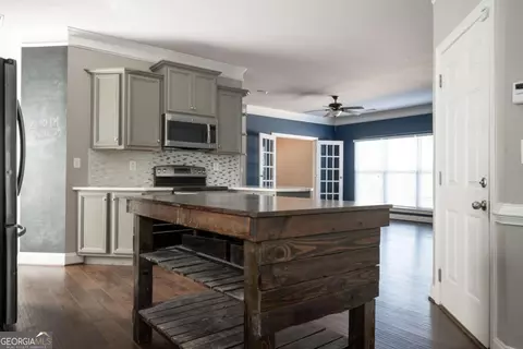 Kitchen - 130 Colleton Dr, Athens, GA 30606 photo 6 of 8