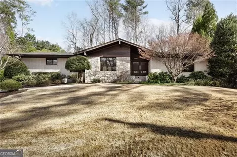 437 Hollydale Ct NW, Atlanta, GA 30342