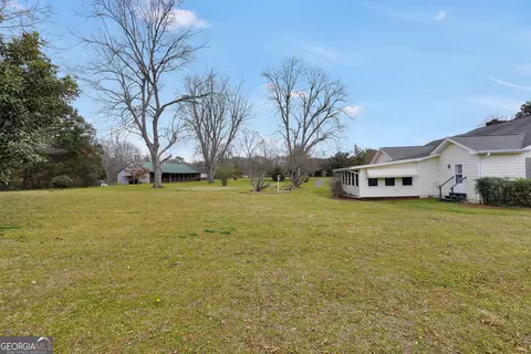 Exterior - 271 Four Points Rd, Jackson, GA 30233 photo 8 of 14