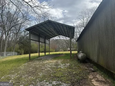 Exterior - 271 Four Points Rd, Jackson, GA 30233 photo 13 of 14