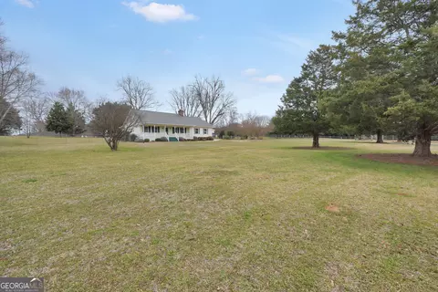 Exterior - 271 Four Points Rd, Jackson, GA 30233 photo 11 of 14