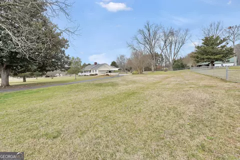 Exterior - 271 Four Points Rd, Jackson, GA 30233 photo 12 of 14