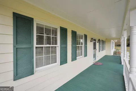 Exterior - 271 Four Points Rd, Jackson, GA 30233 photo 4 of 14