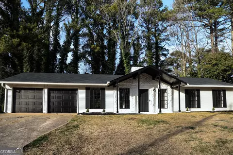 5928 Seam St, Lithonia, GA 30058