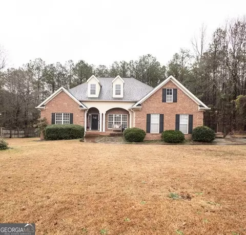 204 Sailwind Ct, Lizella, GA 31052