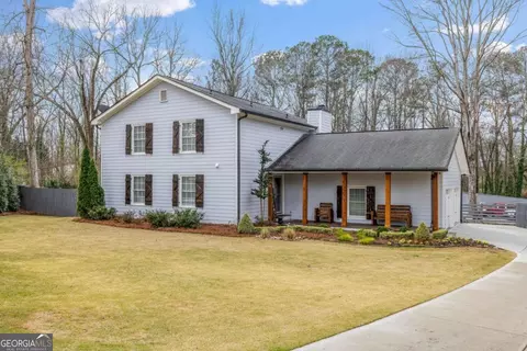 1035 Heather Ct, Lawrenceville, GA 30043