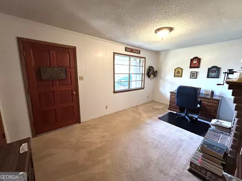 Entry Way - 2922 W Point Rd, Lagrange, GA 30240 photo 1 of 2