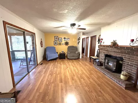 Living - 2922 W Point Rd, Lagrange, GA 30240 photo 3 of 3