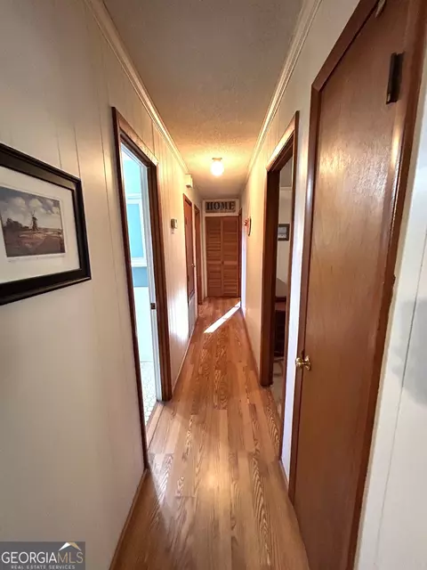 Entry Way - 2922 W Point Rd, Lagrange, GA 30240 photo 2 of 2
