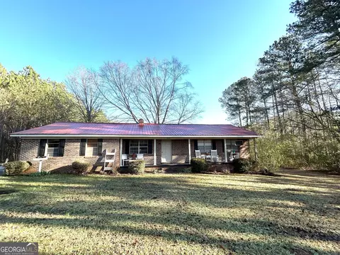 2922 W Point Rd, Lagrange, GA 30240