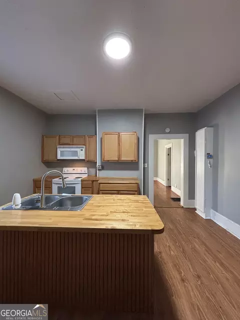 Kitchen - 18 Laurel St, Covington, GA 30014 photo 1 of 5