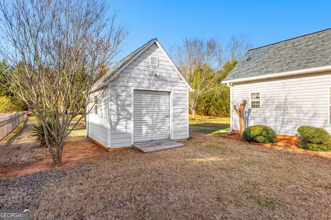 Exterior - 263 Caitlyn Dr, Hampton, GA 30228 photo 3 of 7