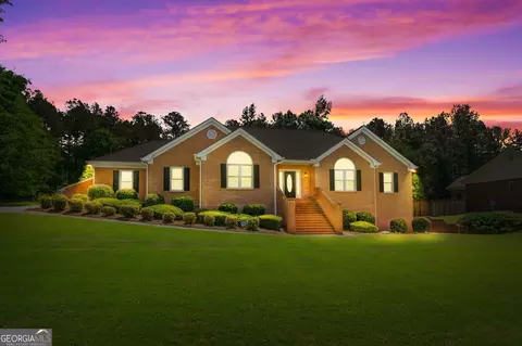 605 Clearwater Ct, Mcdonough, GA 30252