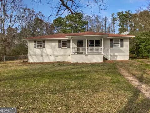 207 Westmoreland Dr, Griffin, GA 30223
