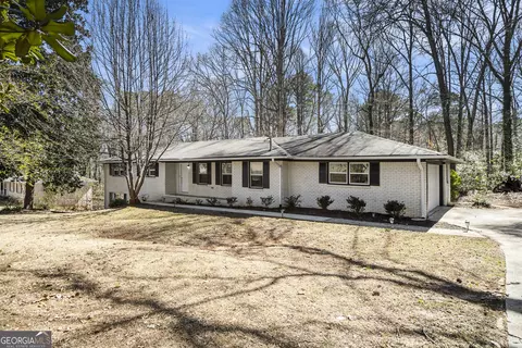 5595 Richland Dr, Douglasville, GA 30135