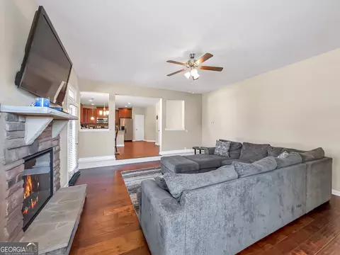 7019 Diamond Dr, Rex, GA 30273 photo 7