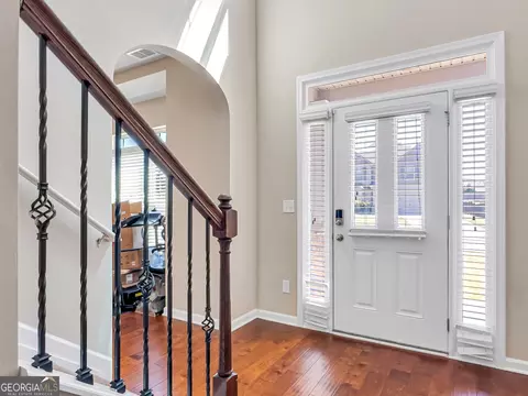 7019 Diamond Dr, Rex, GA 30273 photo 4