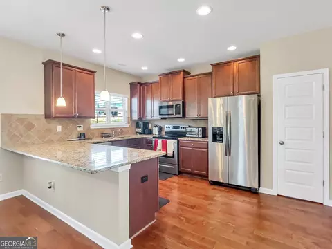 7019 Diamond Dr, Rex, GA 30273 photo 12