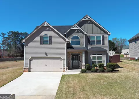 7019 Diamond Dr, Rex, GA 30273